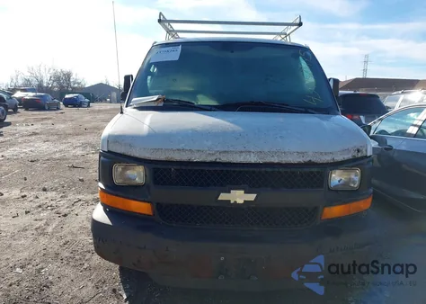 2008 Chevrolet Express Work Van z USA, uszkodzony, nr VIN 1GCGG25C381201907